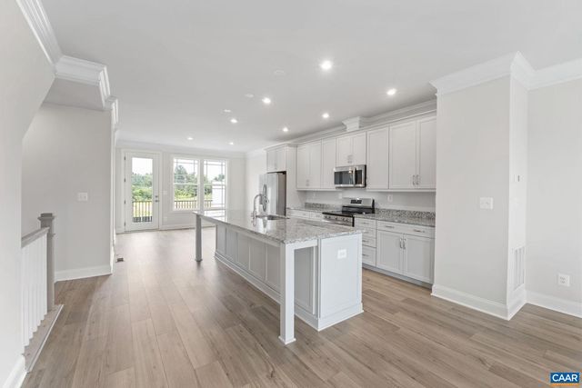 770 PARK RIDGE DR, Crozet, VA 22932