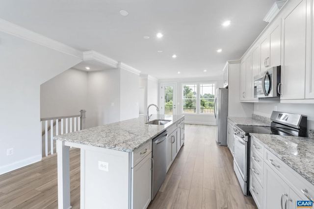 770 PARK RIDGE DR, Crozet, VA 22932