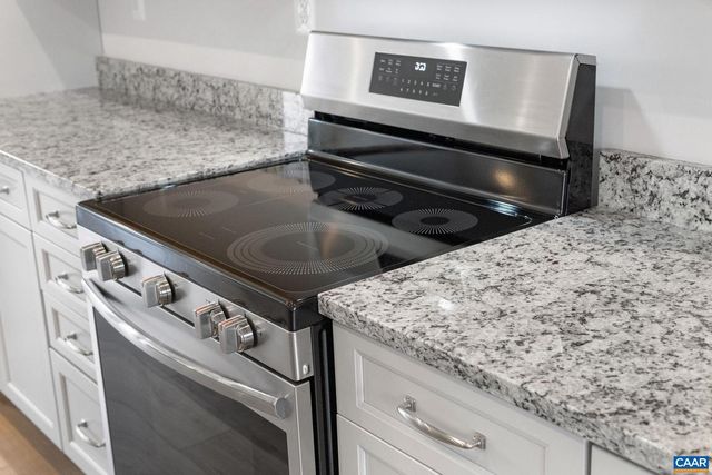 770 PARK RIDGE DR, Crozet, VA 22932