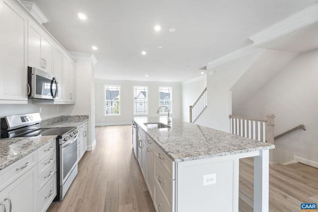 770 PARK RIDGE DR, Crozet, VA 22932