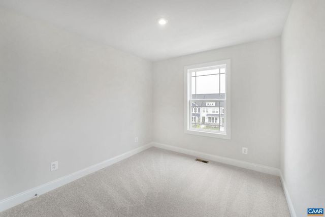 770 PARK RIDGE DR, Crozet, VA 22932