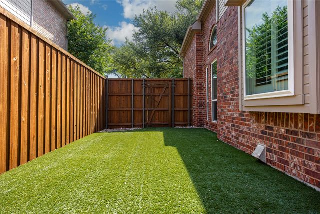 2805 Harkness Drive, Plano, TX 75093