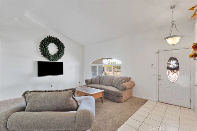 18575 Atlantic Street, Hesperia, CA 92345