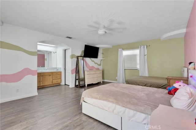 18575 Atlantic Street, Hesperia, CA 92345