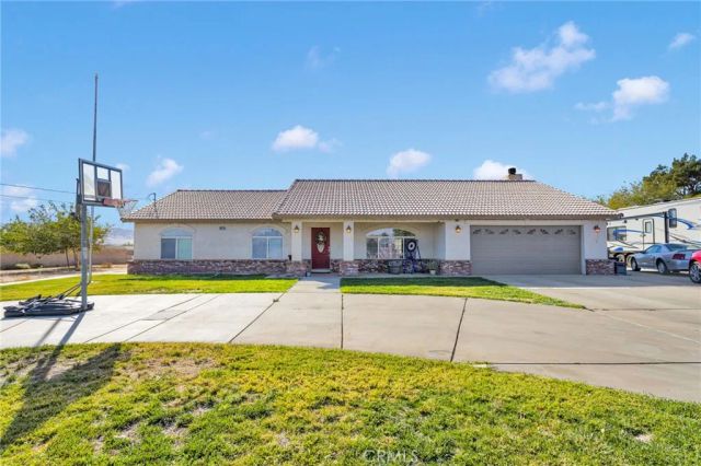 18575 Atlantic Street, Hesperia, CA 92345