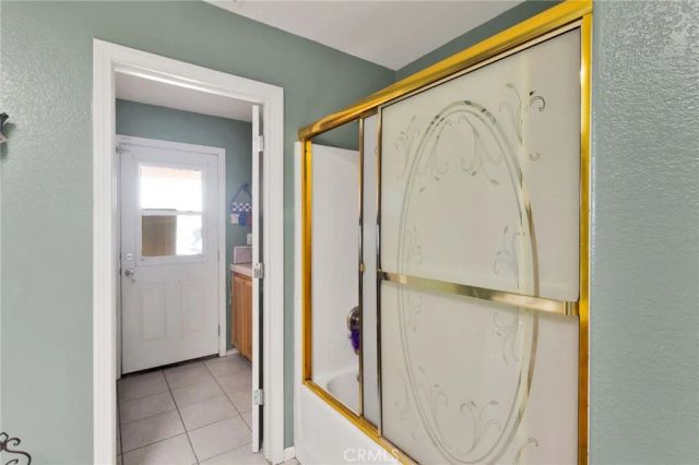 18575 Atlantic Street, Hesperia, CA 92345