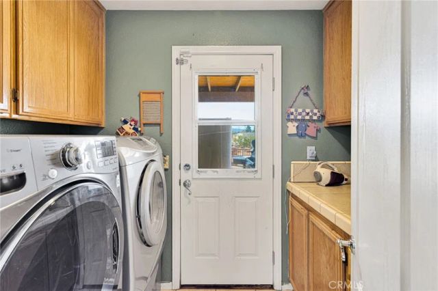 18575 Atlantic Street, Hesperia, CA 92345