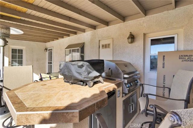 18575 Atlantic Street, Hesperia, CA 92345