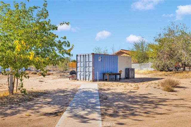 18575 Atlantic Street, Hesperia, CA 92345