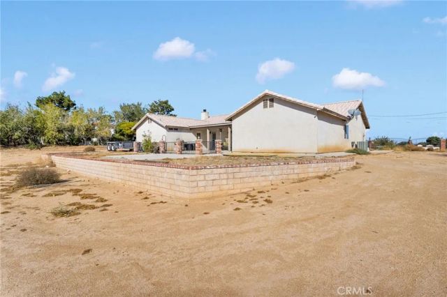 18575 Atlantic Street, Hesperia, CA 92345
