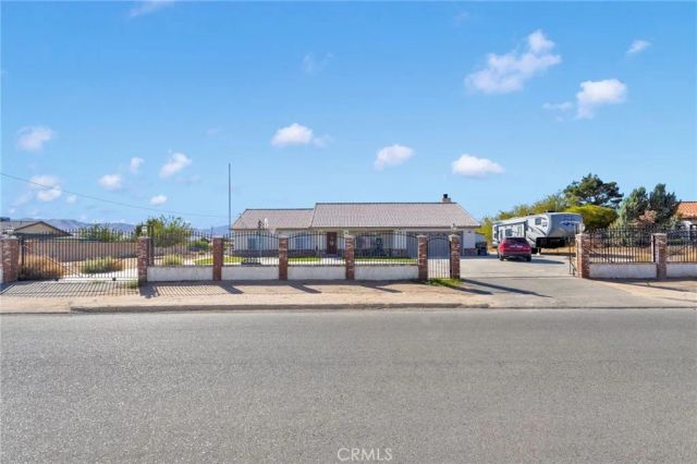 18575 Atlantic Street, Hesperia, CA 92345