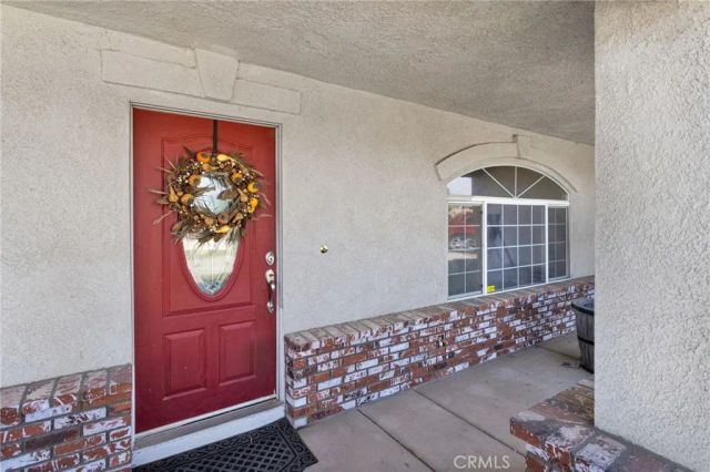 18575 Atlantic Street, Hesperia, CA 92345