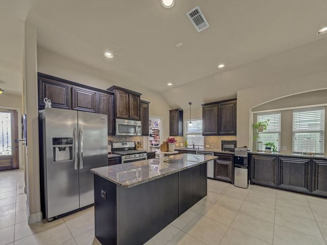 4312 Carnation Lane, Mansfield, TX 76063