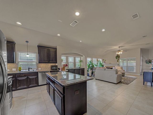 4312 Carnation Lane, Mansfield, TX 76063