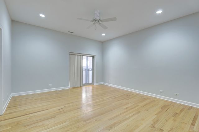 1329 W Loyola Avenue 3C, Chicago, IL 60626
