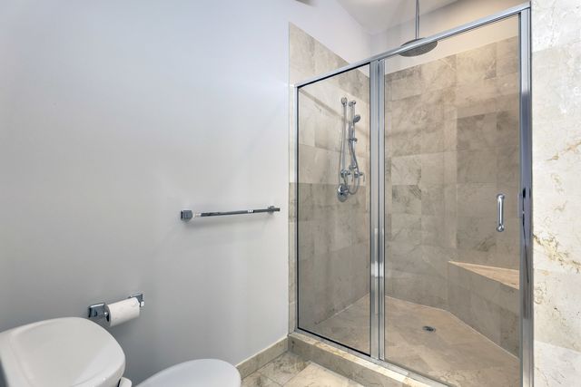 1329 W Loyola Avenue 3C, Chicago, IL 60626