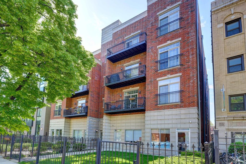 1329 W Loyola Avenue 3C, Chicago, IL 60626