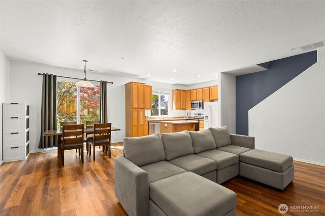 3418 NW 30th Circle, Camas, WA 98607