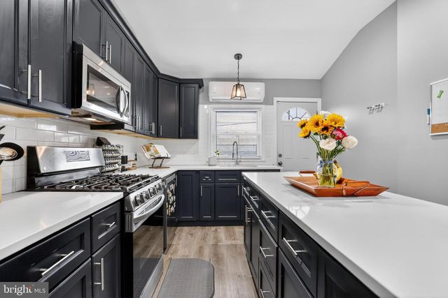 5005 HAWTHORNE ST, Philadelphia, PA 19124