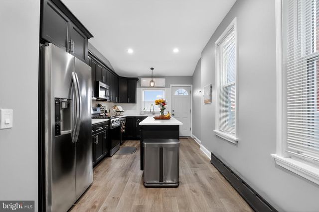 5005 HAWTHORNE ST, Philadelphia, PA 19124