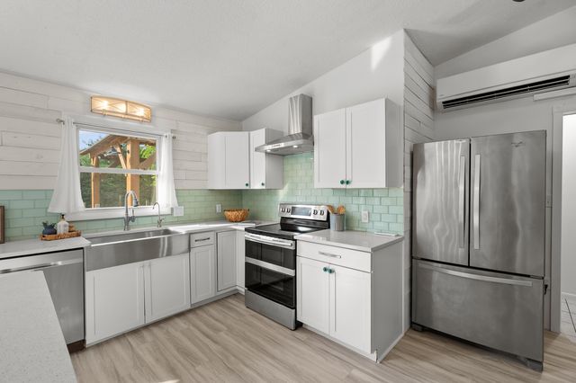 236 E St Joseph Street, Coloma, MI 49038