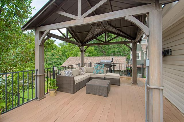 1714 S Overton Avenue, Independence, MO 64052