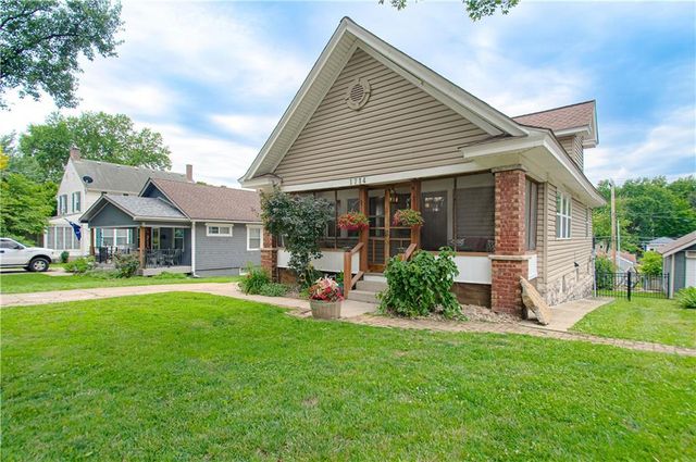1714 S Overton Avenue, Independence, MO 64052