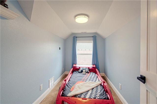 1714 S Overton Avenue, Independence, MO 64052