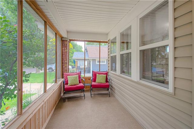 1714 S Overton Avenue, Independence, MO 64052