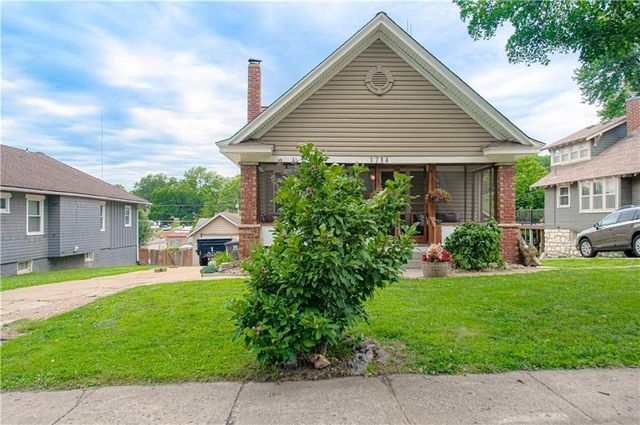 1714 S Overton Avenue, Independence, MO 64052