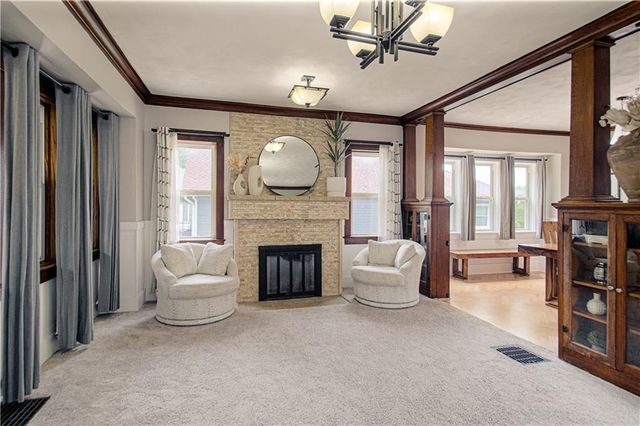 1714 S Overton Avenue, Independence, MO 64052