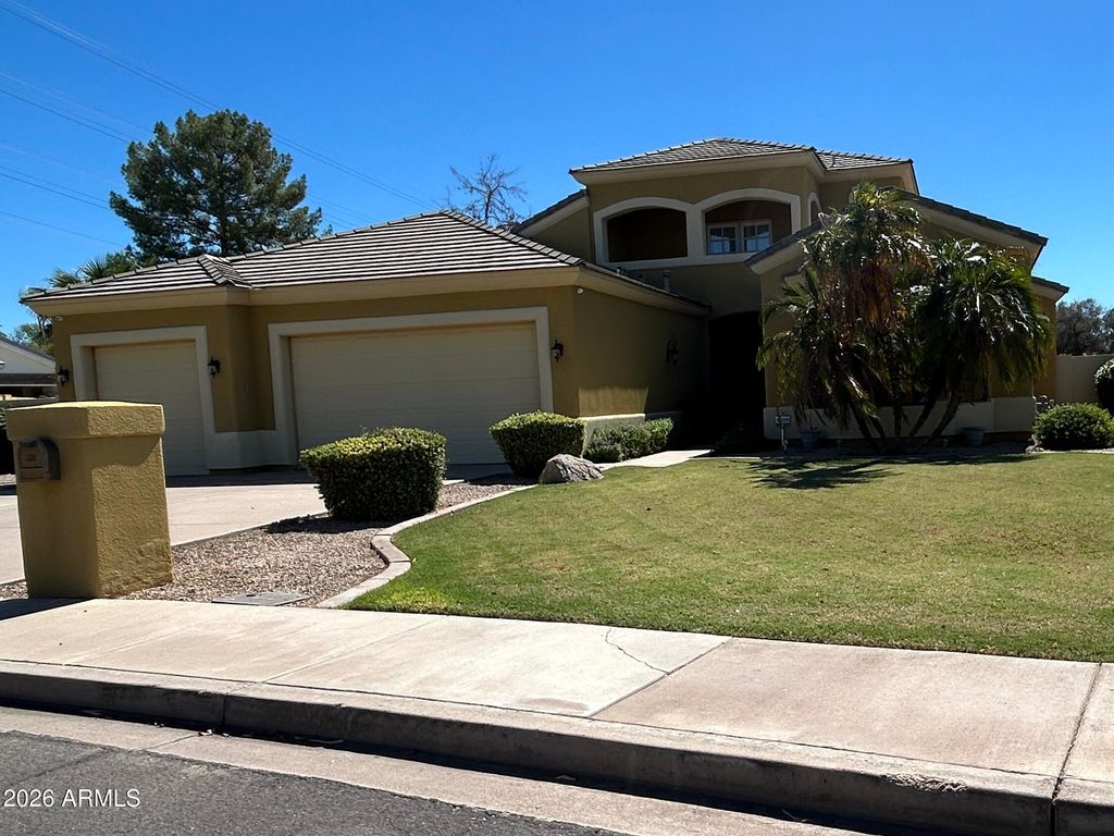 3953 E FLOSSMOOR Avenue, Mesa, AZ 85206
