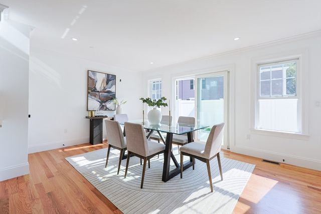 54 South St, Medford, MA 02155