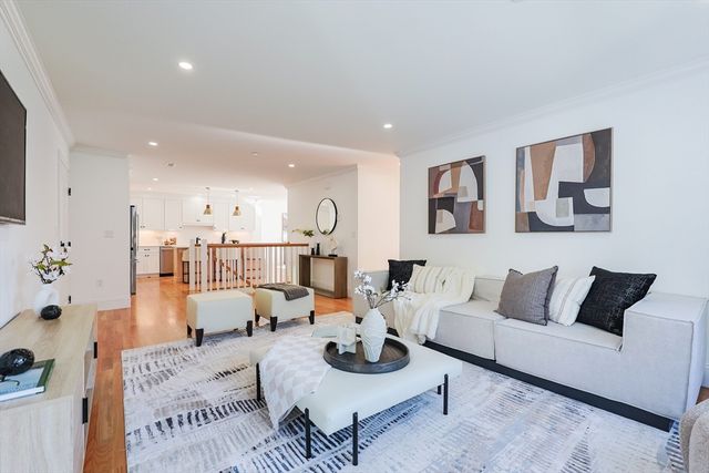 54 South St, Medford, MA 02155