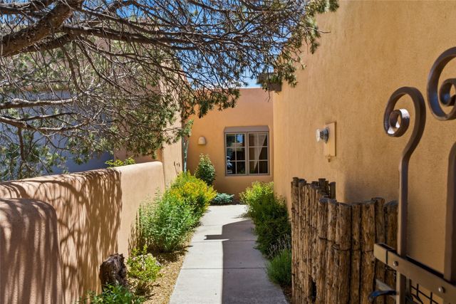 3101 Old Pecos Trail 506, Santa Fe, NM 87505