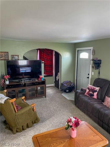 804 15th Street SW, Massillon, OH 44647