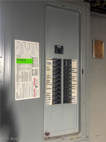 804 15th Street SW, Massillon, OH 44647