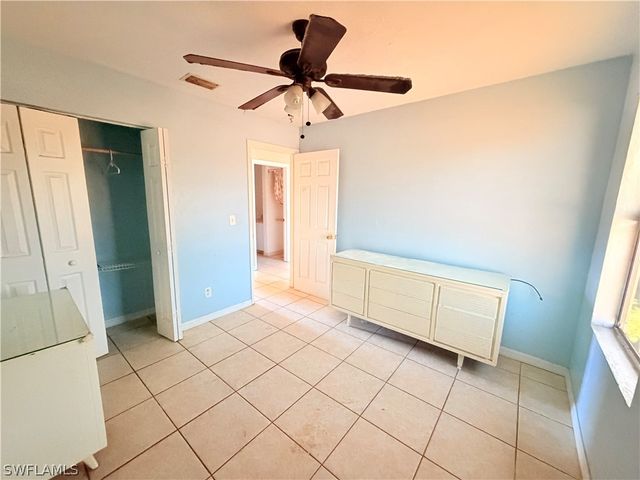 419 NE 16th PL, Cape Coral, FL 33909