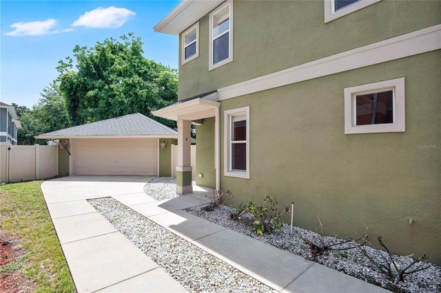 2403 S SHINE AVENUE B, Orlando, FL 32806