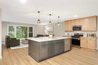 2040 Vagabond Lane N, Plymouth, MN 55447
