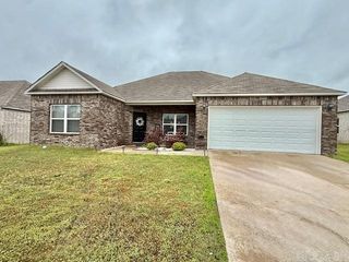 2095 Matthews Meadow Lane, Conway, AR 72032