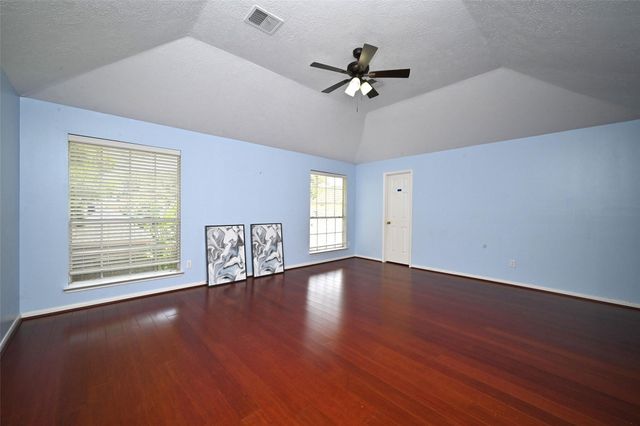 6419 Sutter Park Lane, Houston, TX 77066