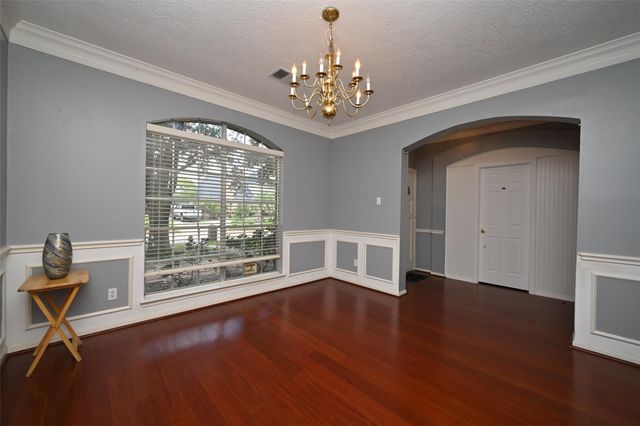 6419 Sutter Park Lane, Houston, TX 77066