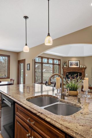 2269 Wildwood Drive, Shakopee, MN 55379