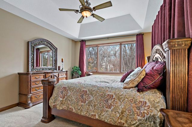 2269 Wildwood Drive, Shakopee, MN 55379