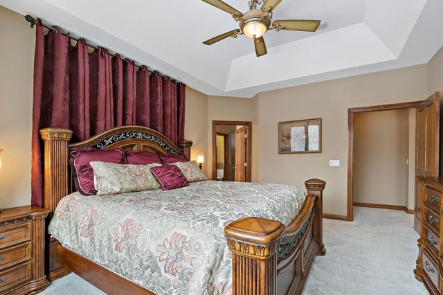 2269 Wildwood Drive, Shakopee, MN 55379