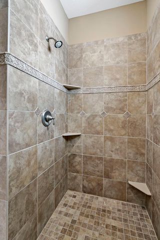 2269 Wildwood Drive, Shakopee, MN 55379