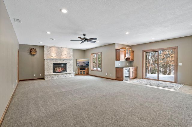 2269 Wildwood Drive, Shakopee, MN 55379