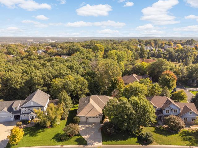 2269 Wildwood Drive, Shakopee, MN 55379