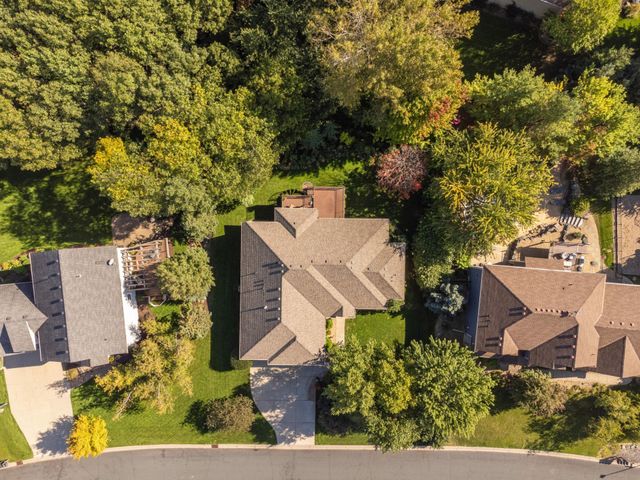 2269 Wildwood Drive, Shakopee, MN 55379